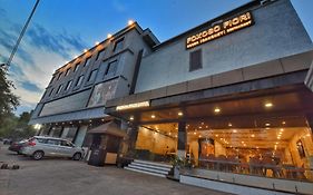 Foxoso Fiori Hotel